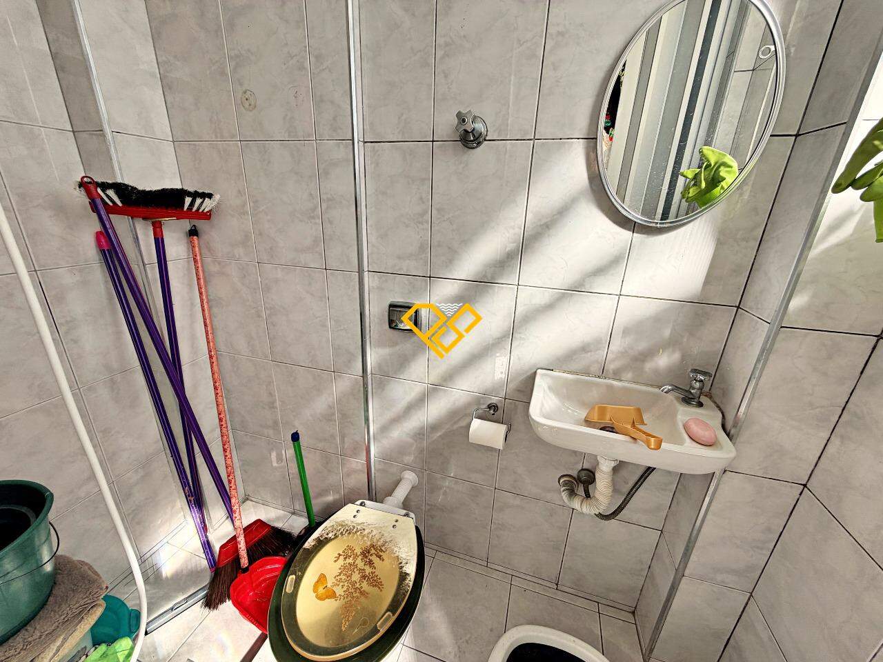 Apartamento à venda no Ponta da Praia: Wc de serviço
