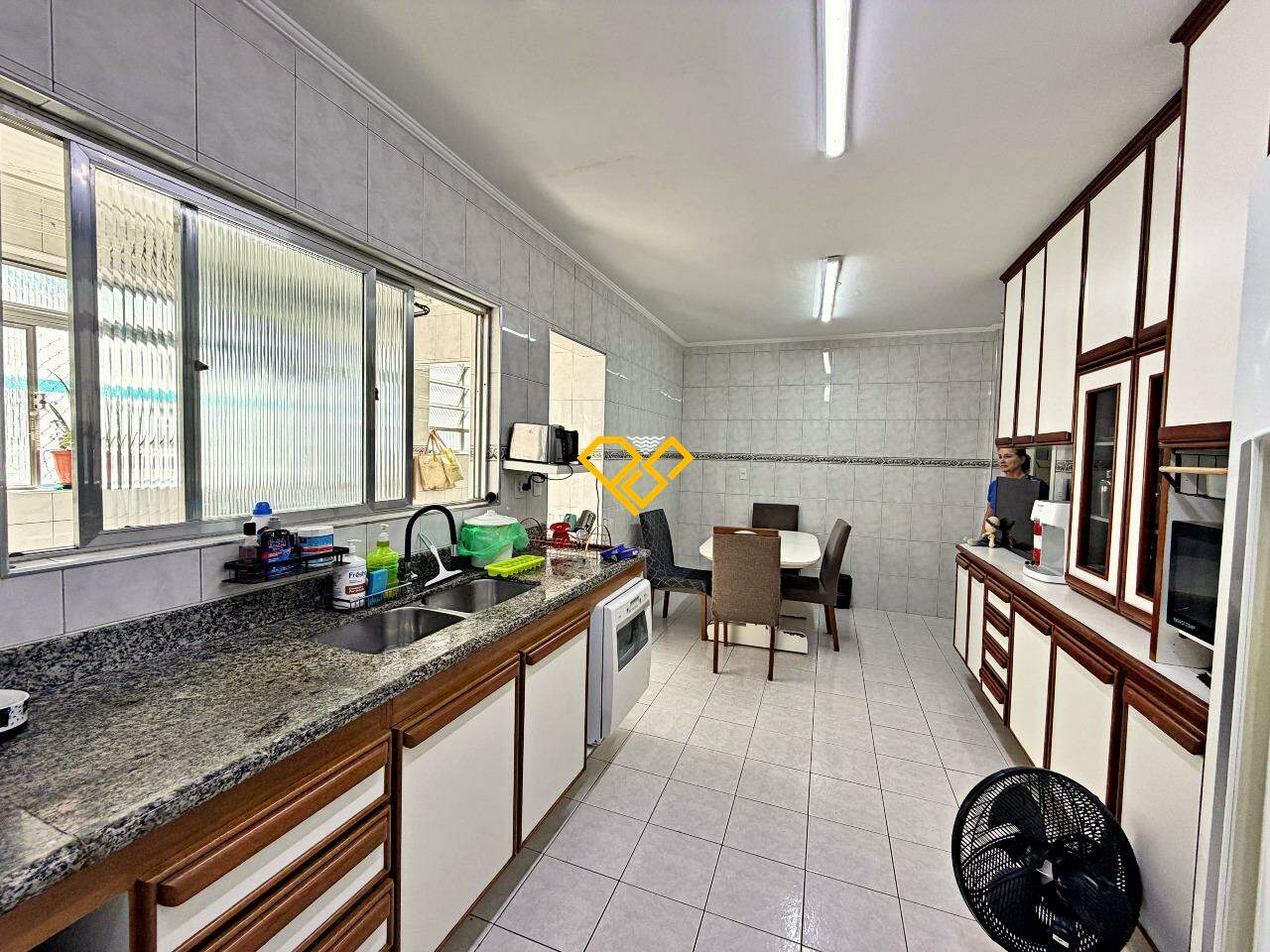 Apartamento à venda no Ponta da Praia: Cozinha