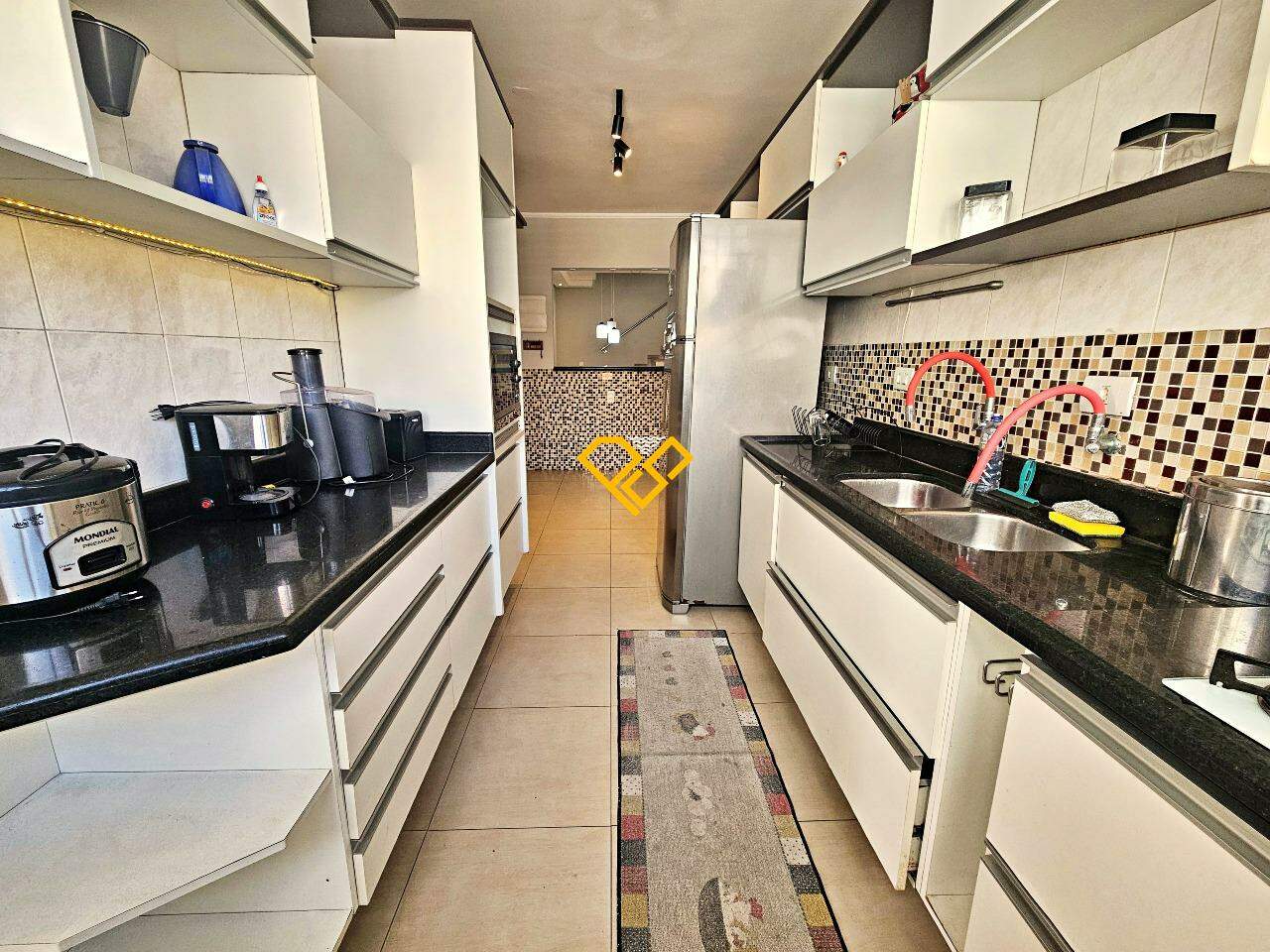Cobertura à venda no Pompéia: Cozinha