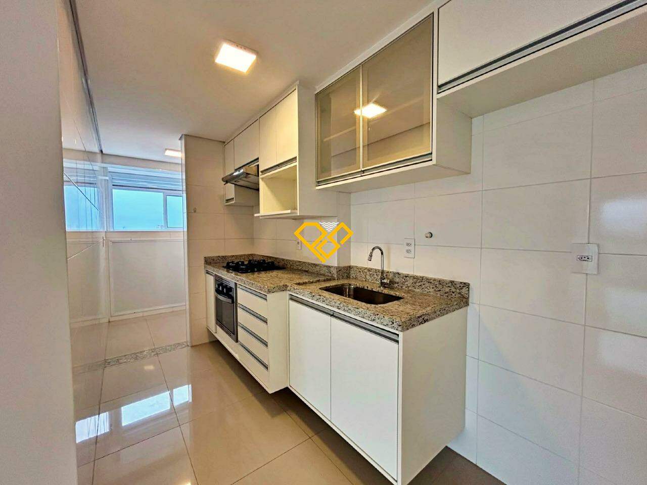 Apartamento à venda no Embaré: Cozinha