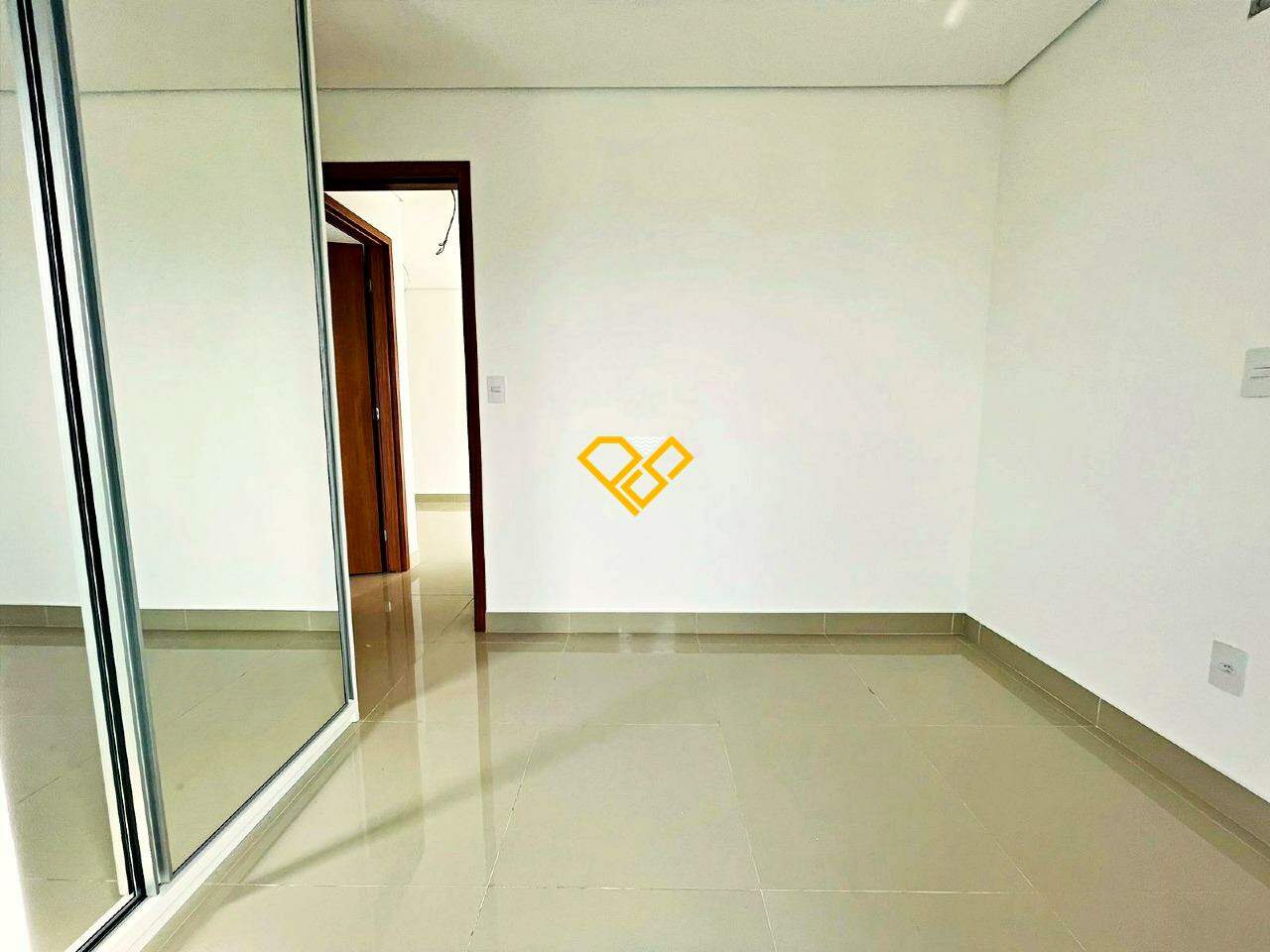Apartamento à venda no Embaré: Dormitório 2