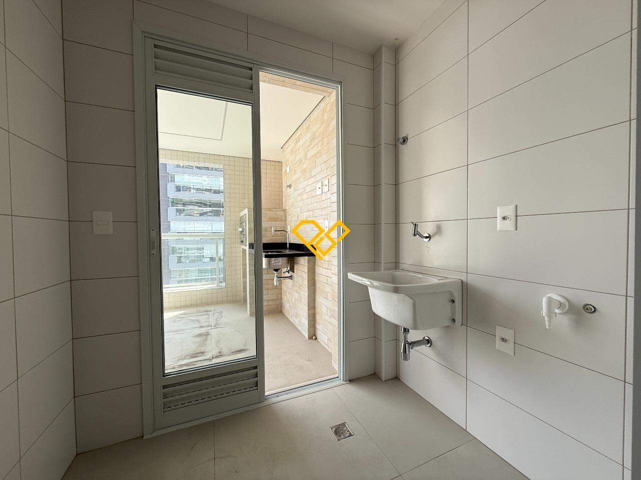 Apartamento à venda no Aparecida: Área de serviço