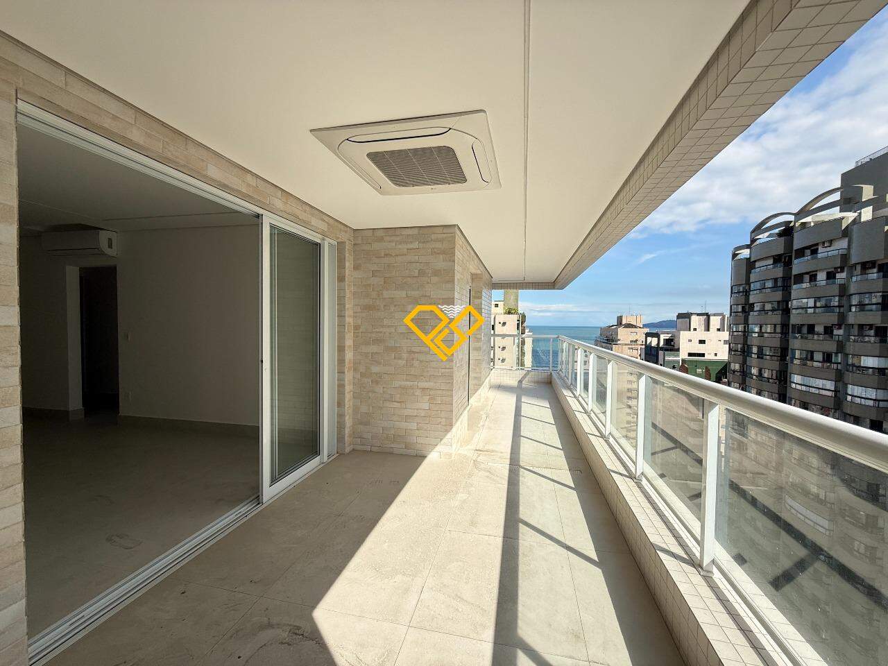 Apartamento à venda no Aparecida: Varanda