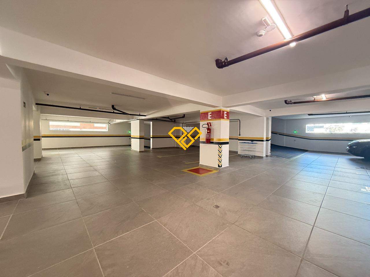 Apartamento à venda no Aparecida: Garagem