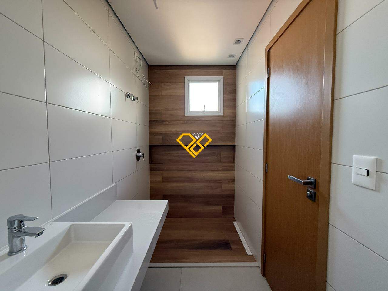 Apartamento à venda no Aparecida: Wc suíte