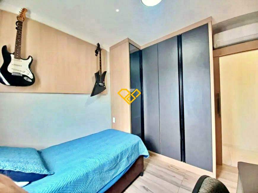 Apartamento à venda no Gonzaga: Dormitório 2 - suíte americana