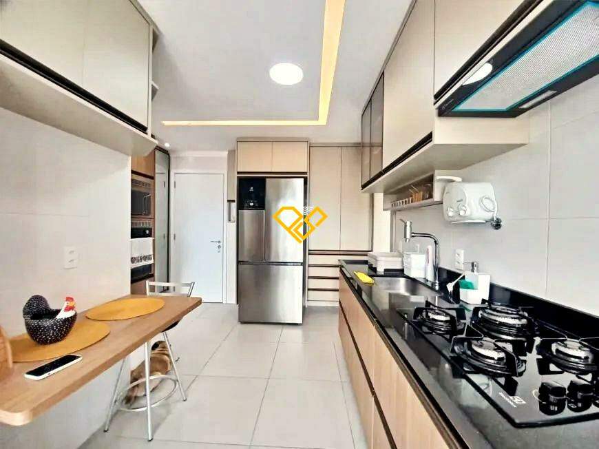 Apartamento à venda no Gonzaga: Cozinha