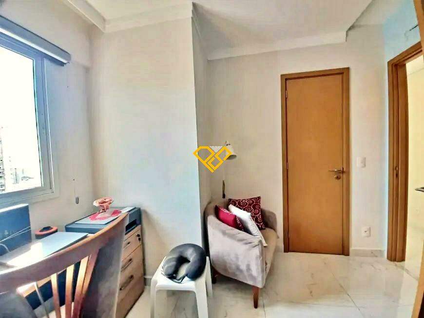 Apartamento à venda no Gonzaga: Dormitório 3 - suíte americana
