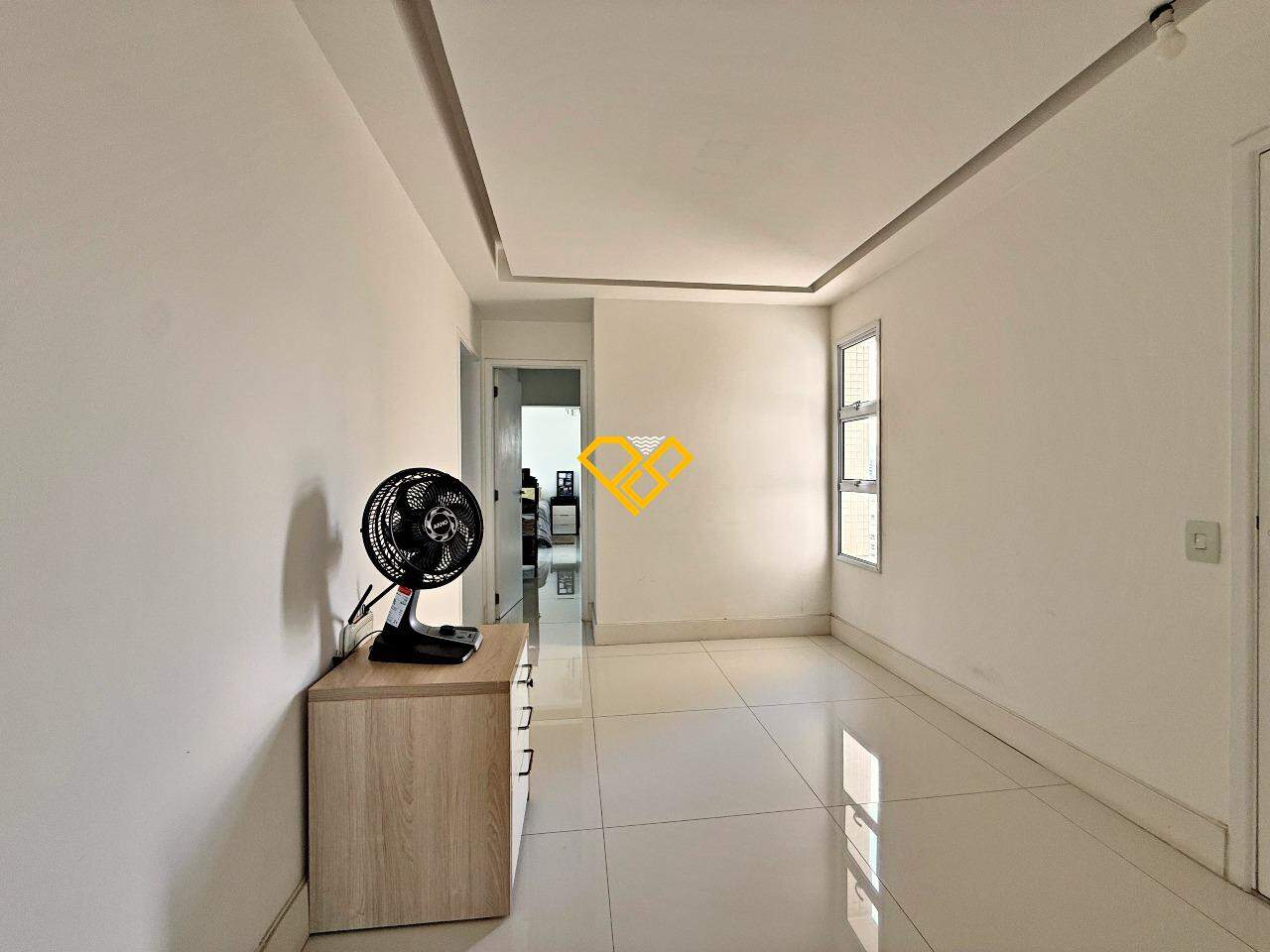 Apartamento à venda no Ponta da Praia: Sala íntima
