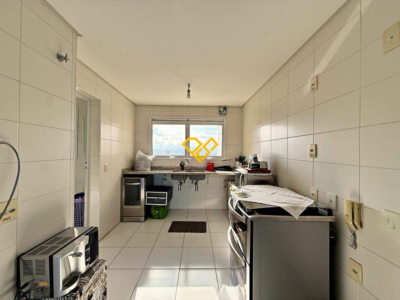 Apartamento à venda no Ponta da Praia: Cozinha