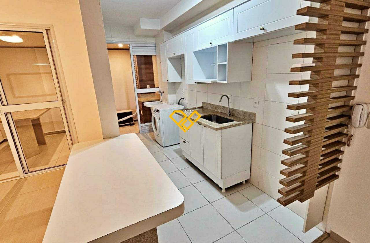 Apartamento para aluguel no Ponta da Praia: Cozinha