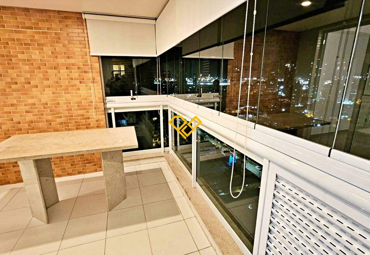 Apartamento para aluguel no Ponta da Praia: Varanda
