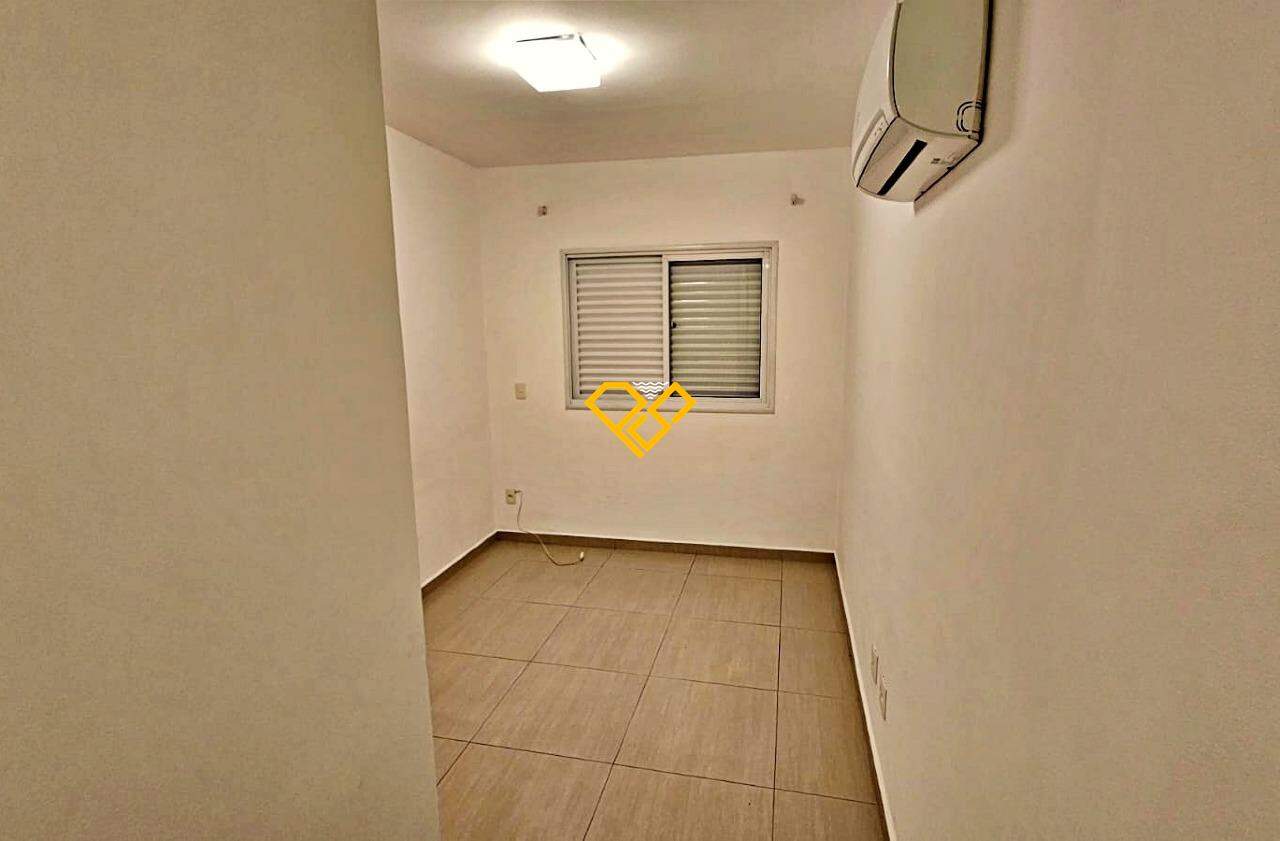 Apartamento para aluguel no Ponta da Praia: Dormitório