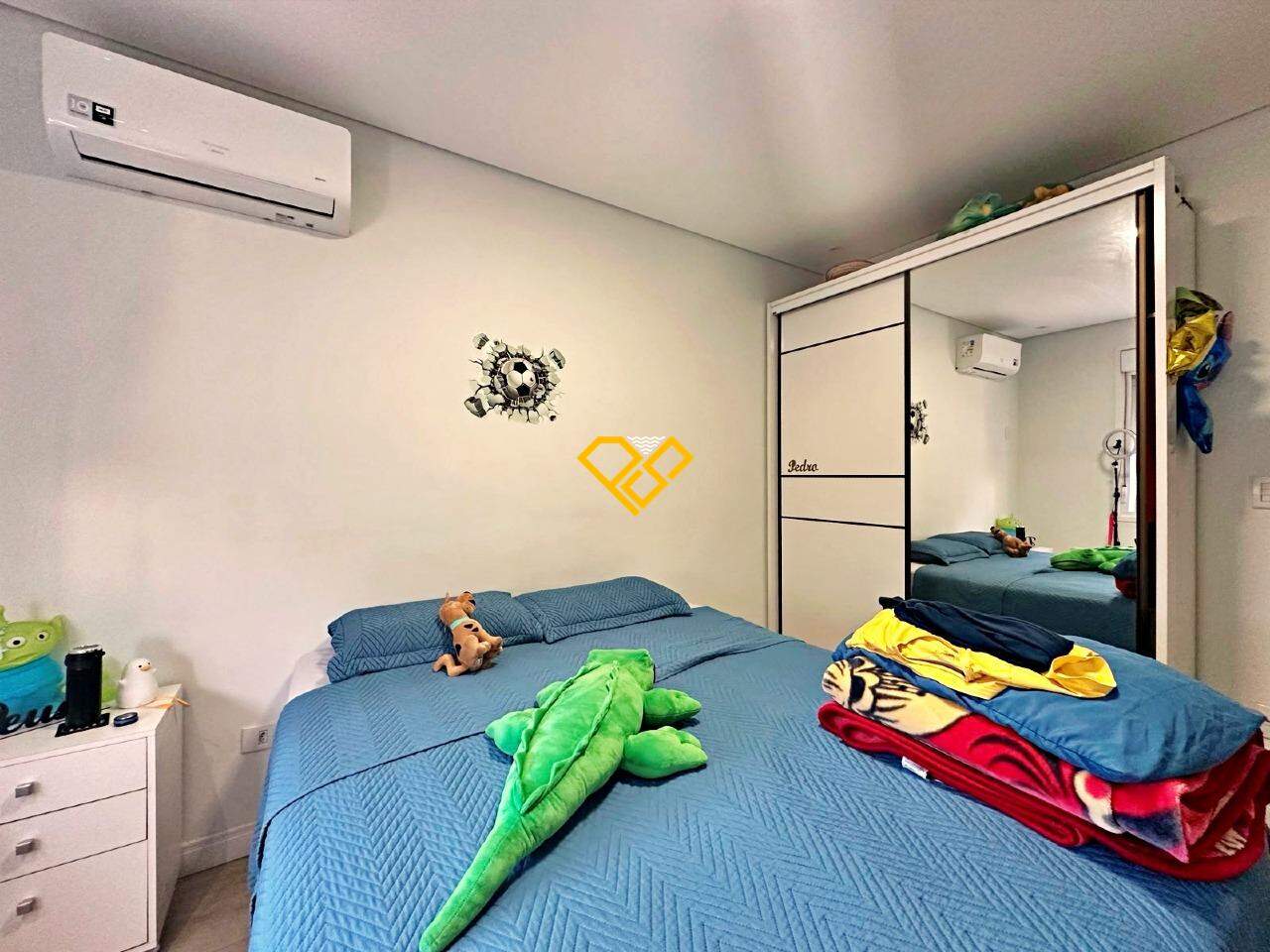 Apartamento à venda no Embaré: Dormitório 2