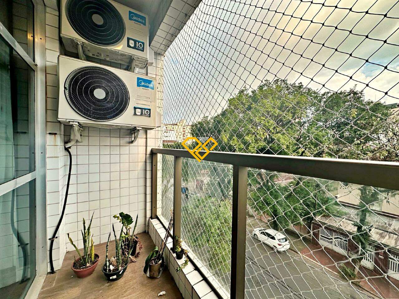 Apartamento à venda no Embaré: