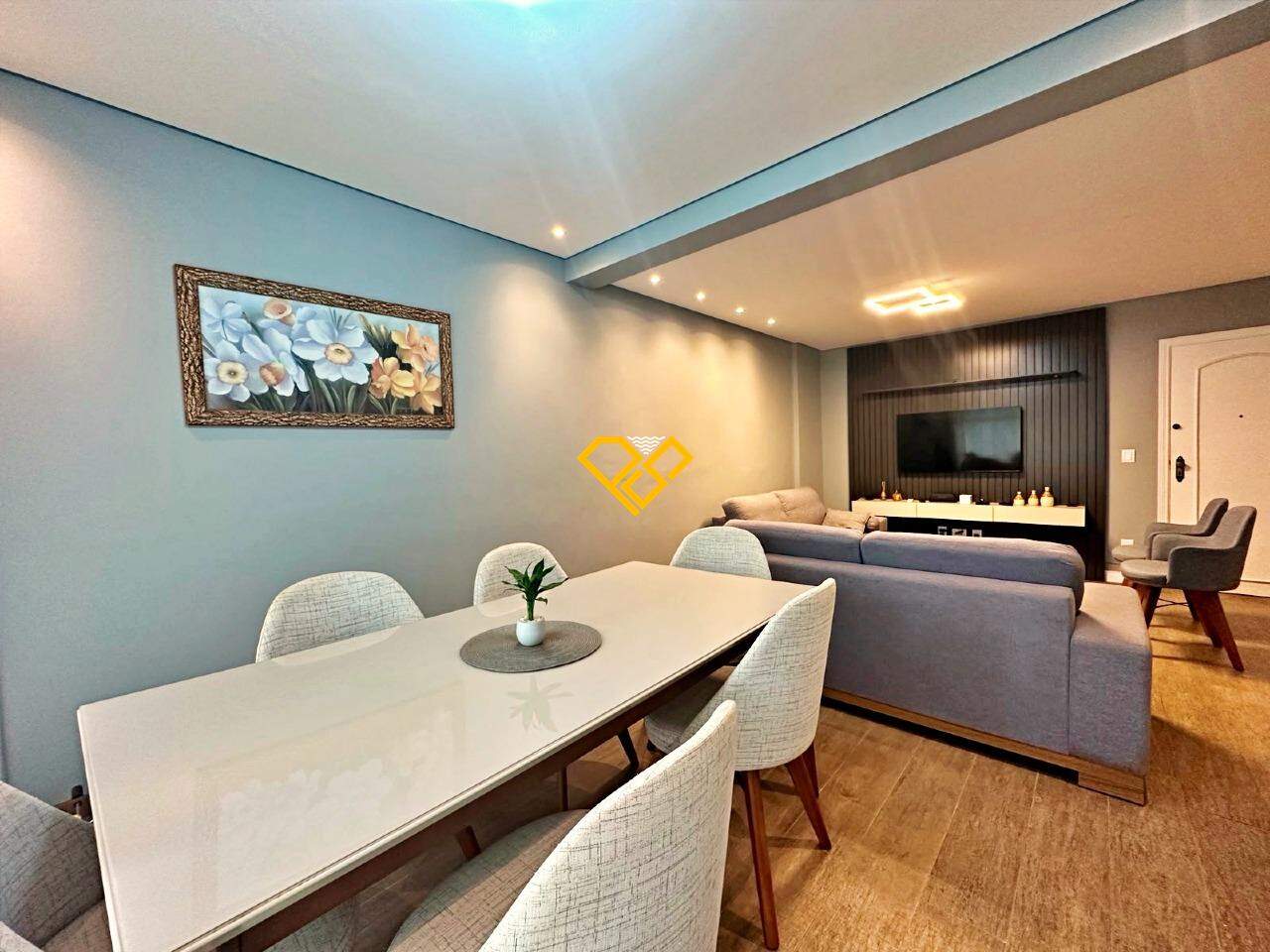 Apartamento à venda no Embaré: 