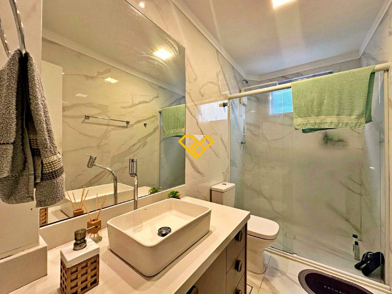 Apartamento à venda no Embaré: Wc social