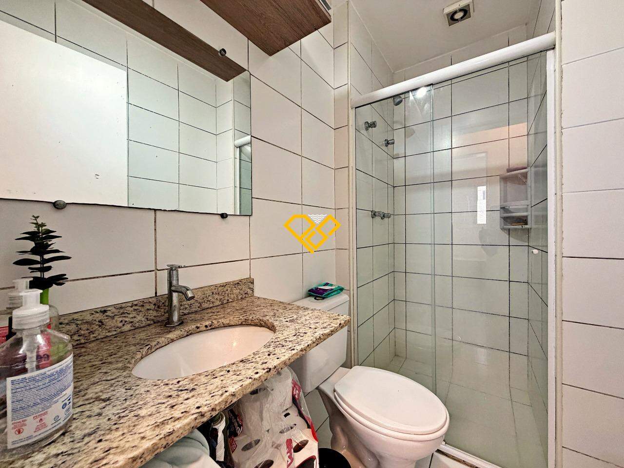 Apartamento à venda no Ponta da Praia: Wc social