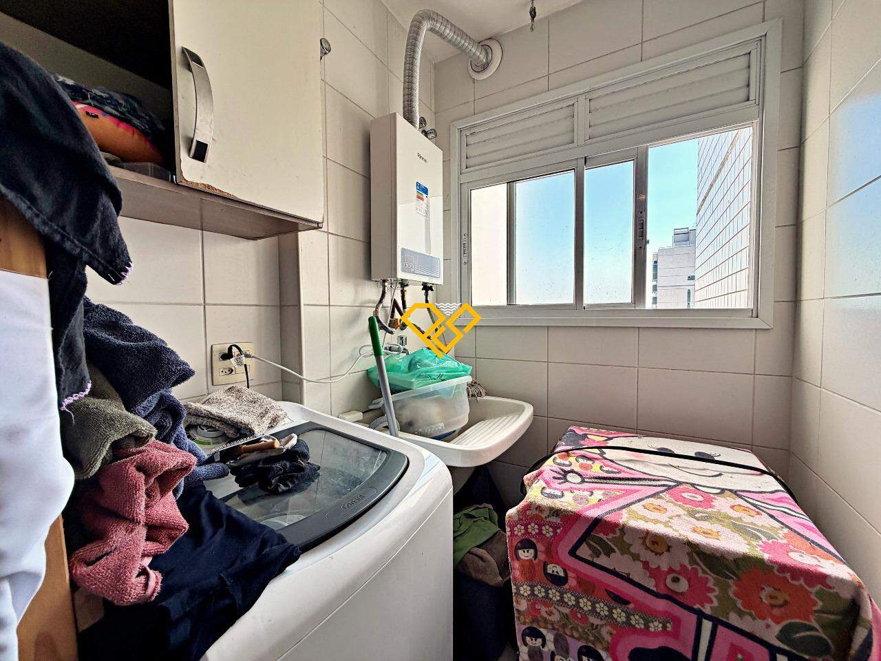 Apartamento à venda no Ponta da Praia: Área de serviço