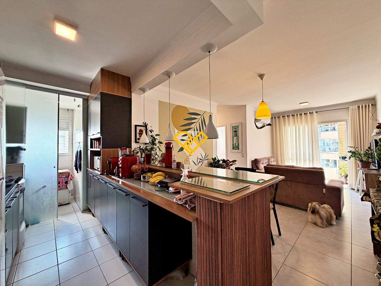 Apartamento à venda no Ponta da Praia: Sala