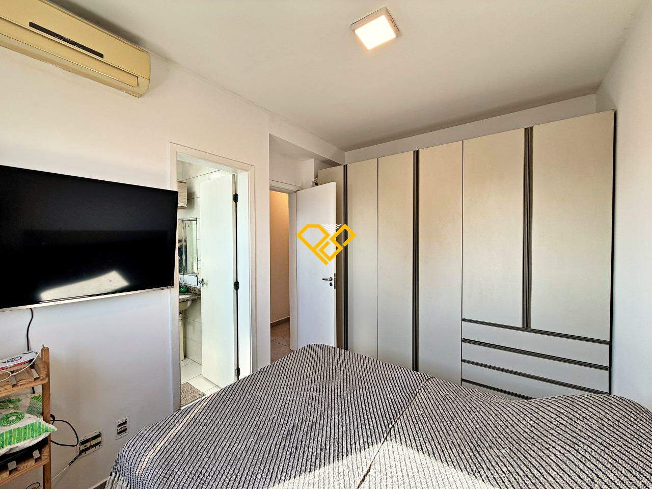 Apartamento à venda no Ponta da Praia: Dormitório 1 - suíte