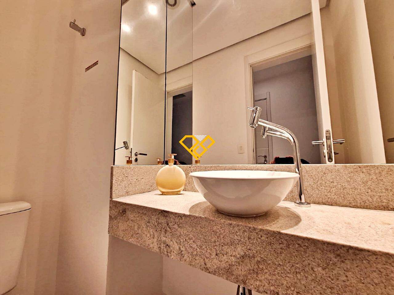 Apartamento para aluguel no Boqueirão: Lavabo
