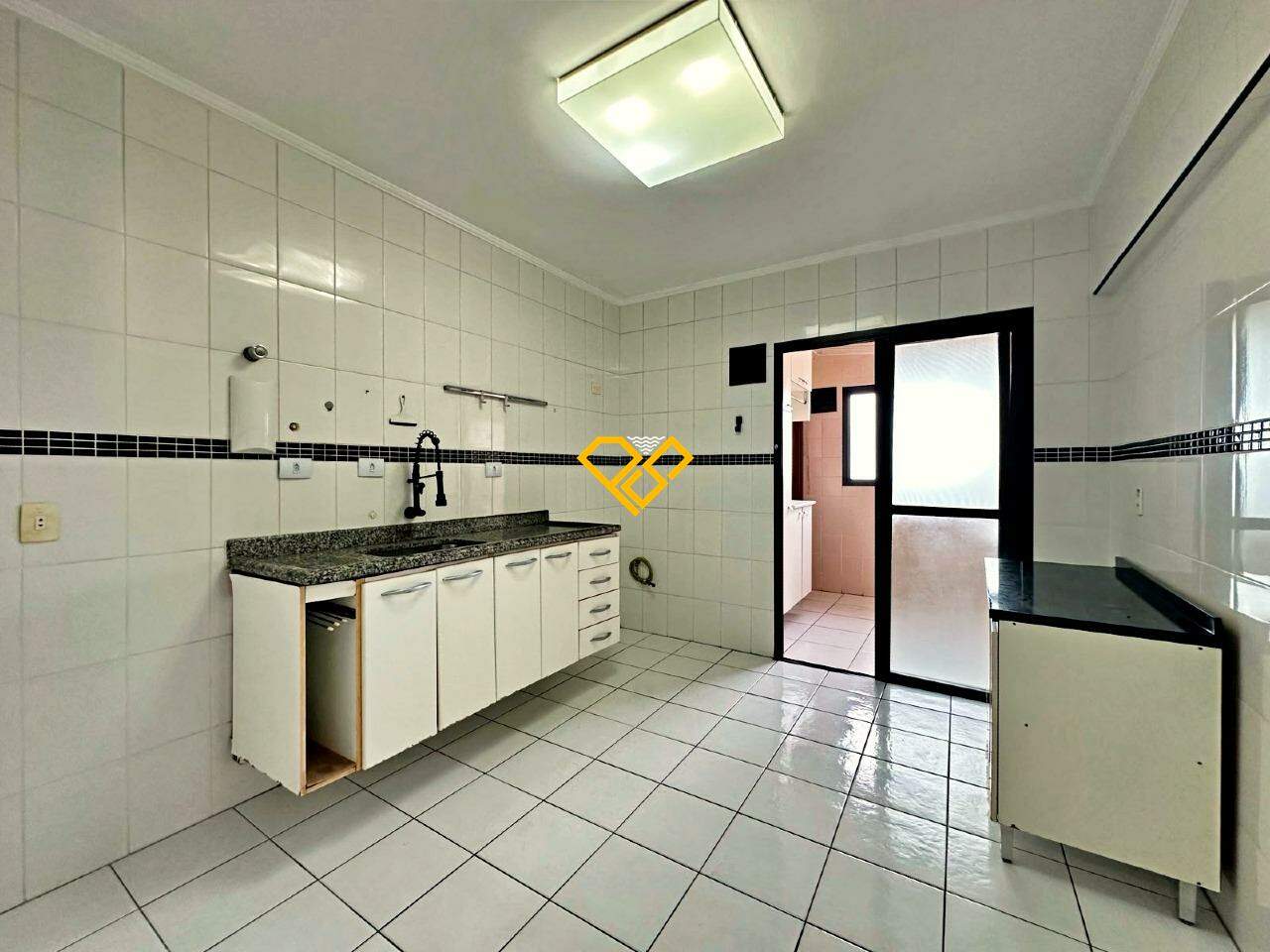 Apartamento à venda no Embaré: Cozinha
