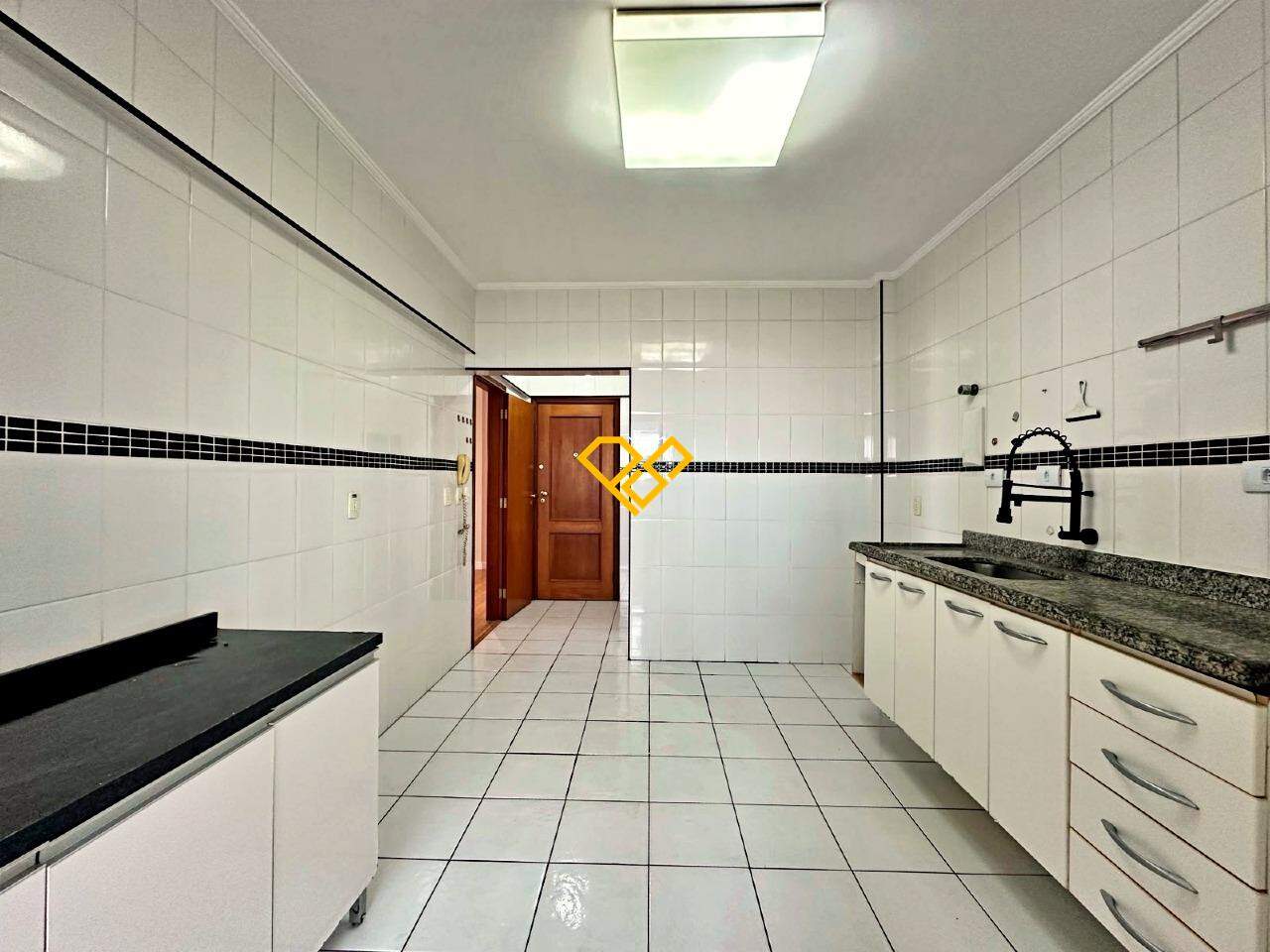 Apartamento à venda no Embaré: Cozinha