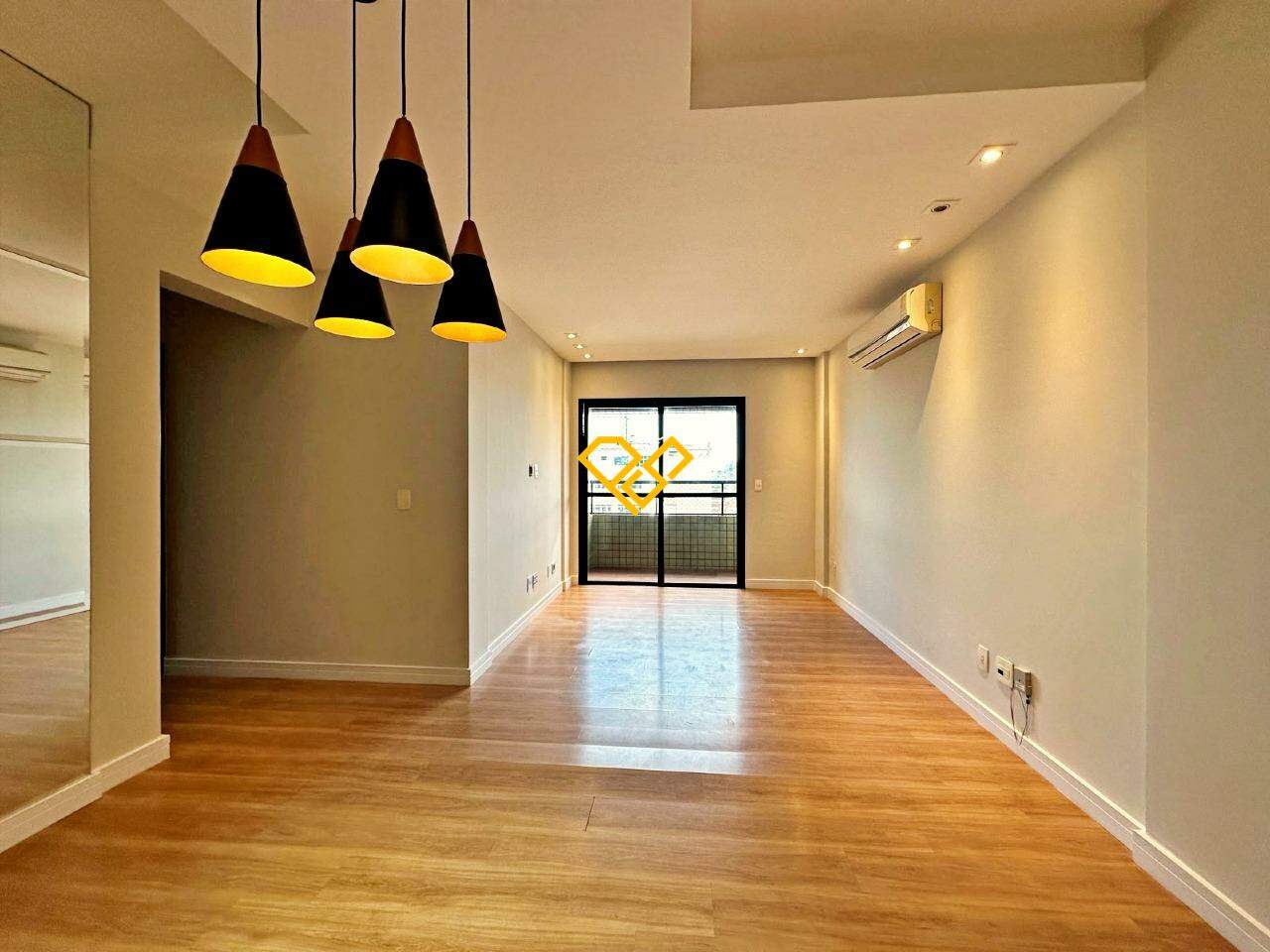 Apartamento à venda no Embaré: Sala