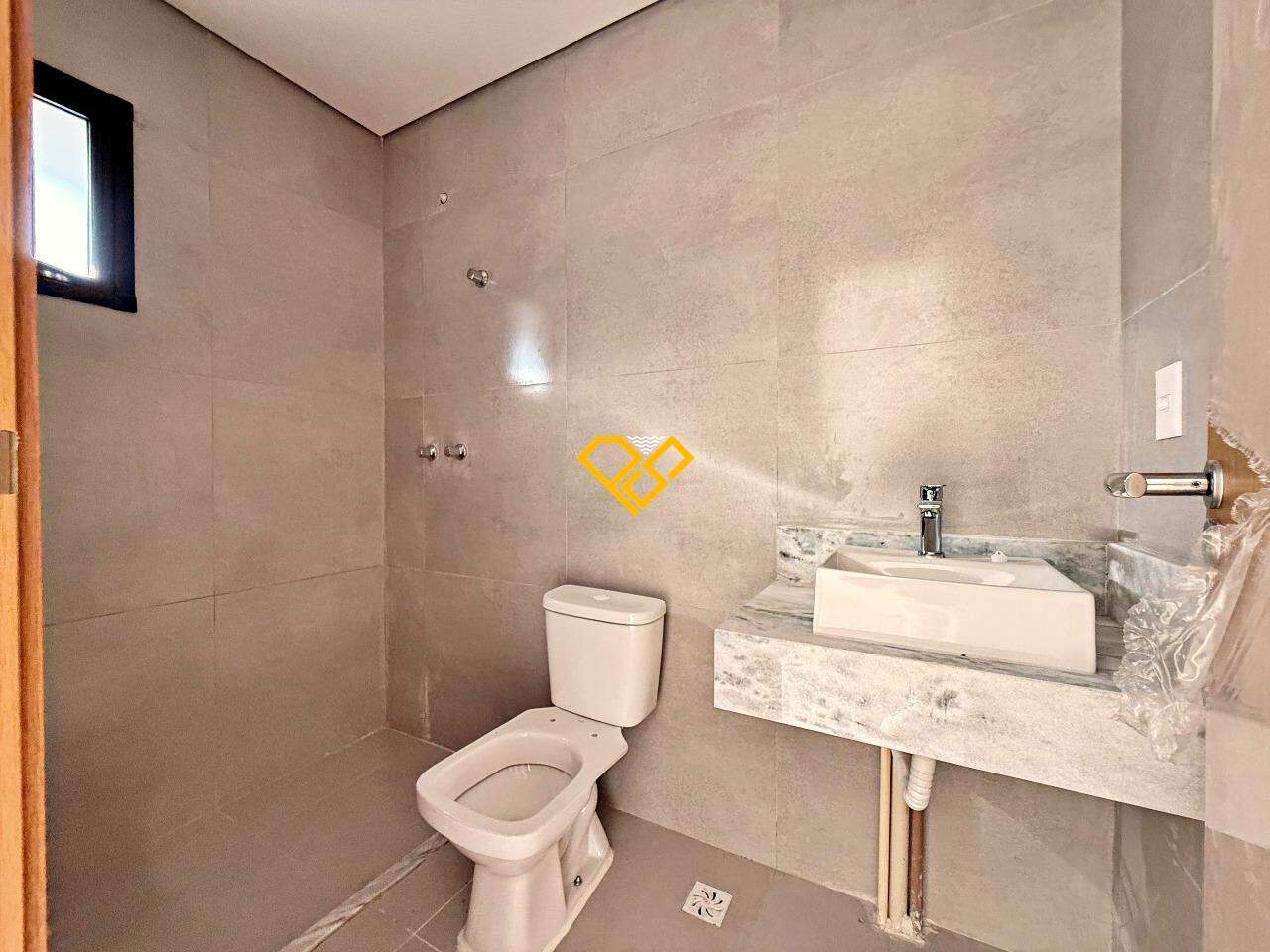 Apartamento à venda no José Menino: Wc suíte