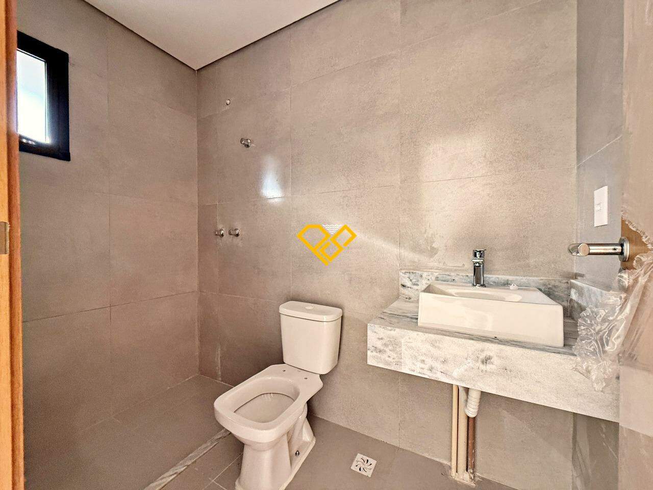 Apartamento à venda no José Menino: Wc suíte