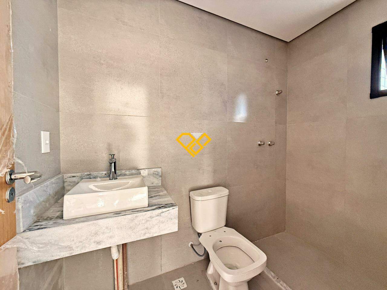 Apartamento à venda no José Menino: Wc suíte