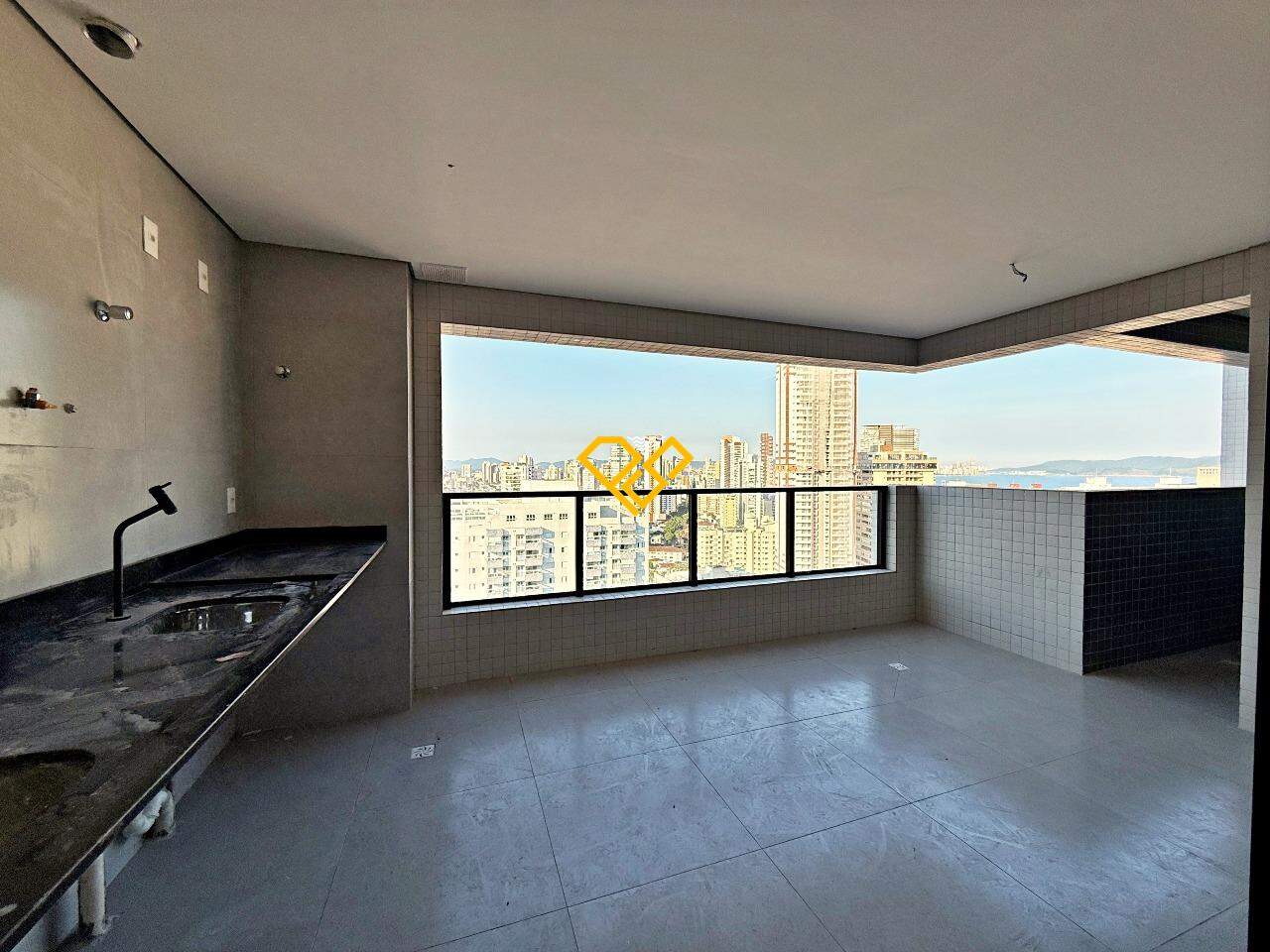 Apartamento à venda no José Menino: Varanda