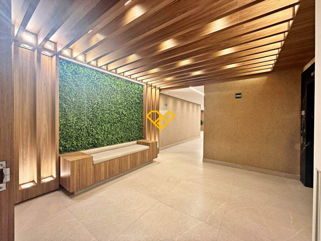 Apartamento à venda no José Menino: Hall social