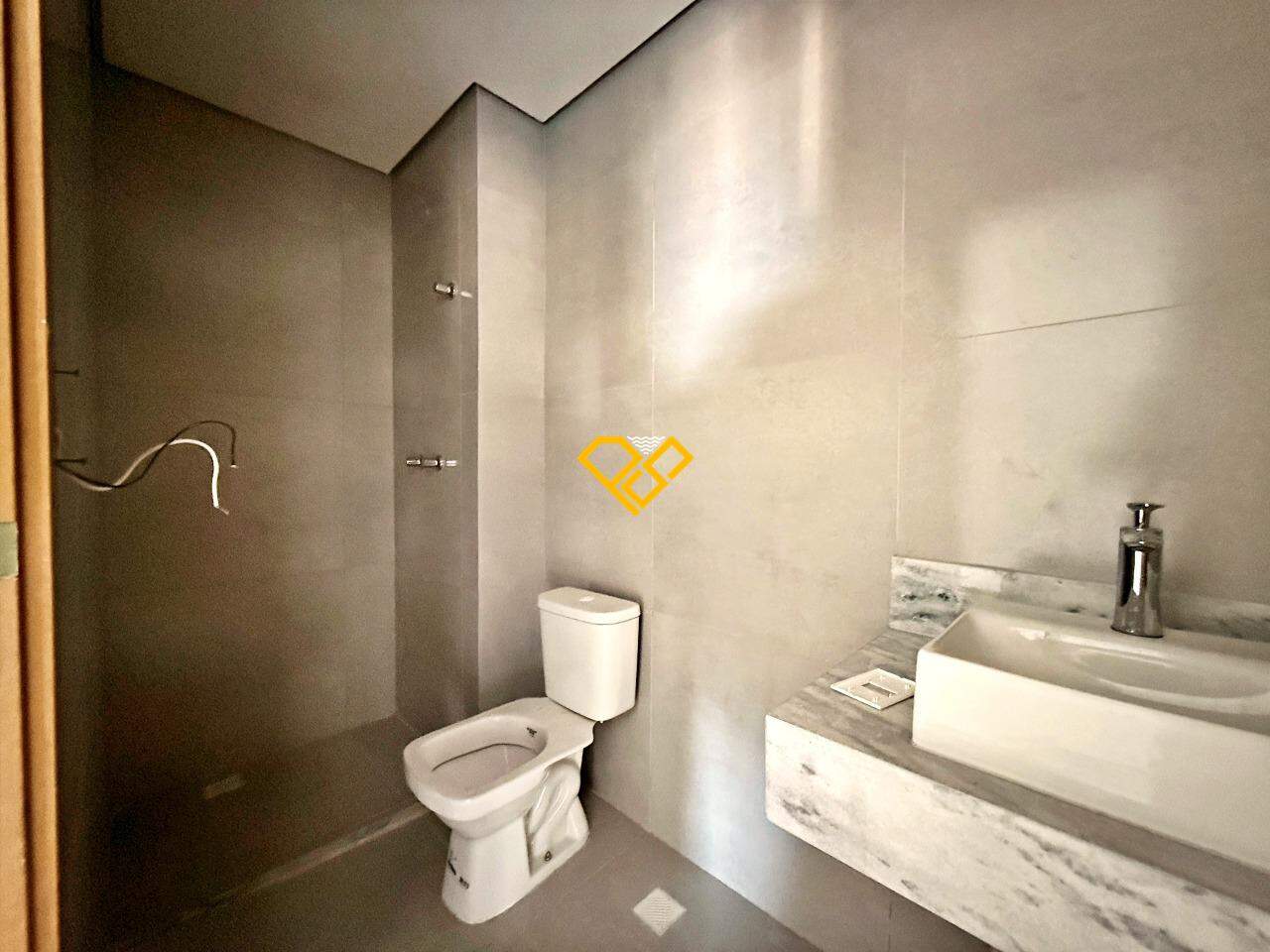 Apartamento à venda no José Menino: Wc social
