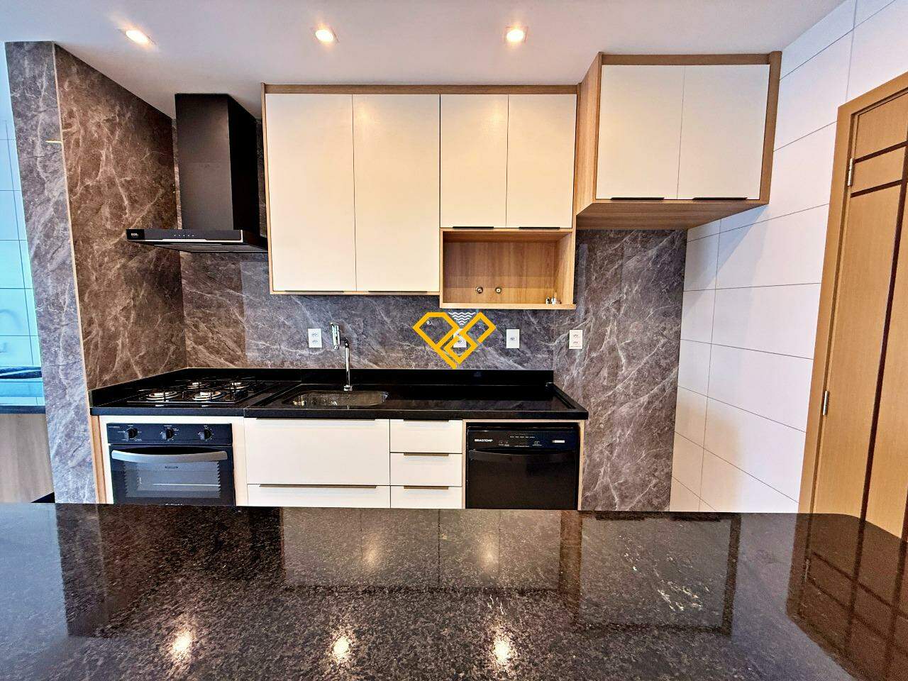 Apartamento à venda no Aparecida: Cozinha