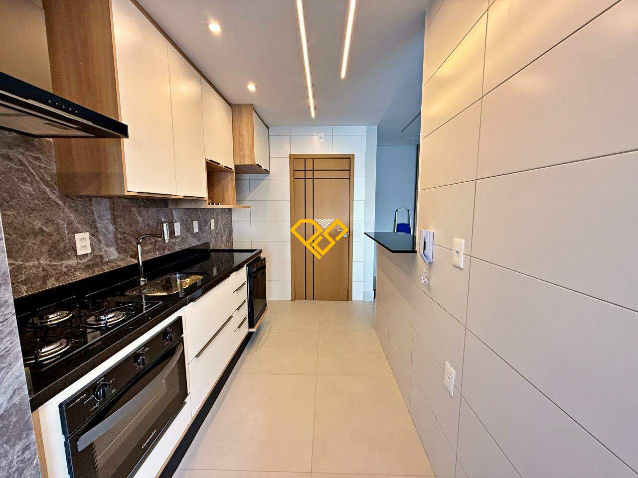 Apartamento à venda no Aparecida: Cozinha
