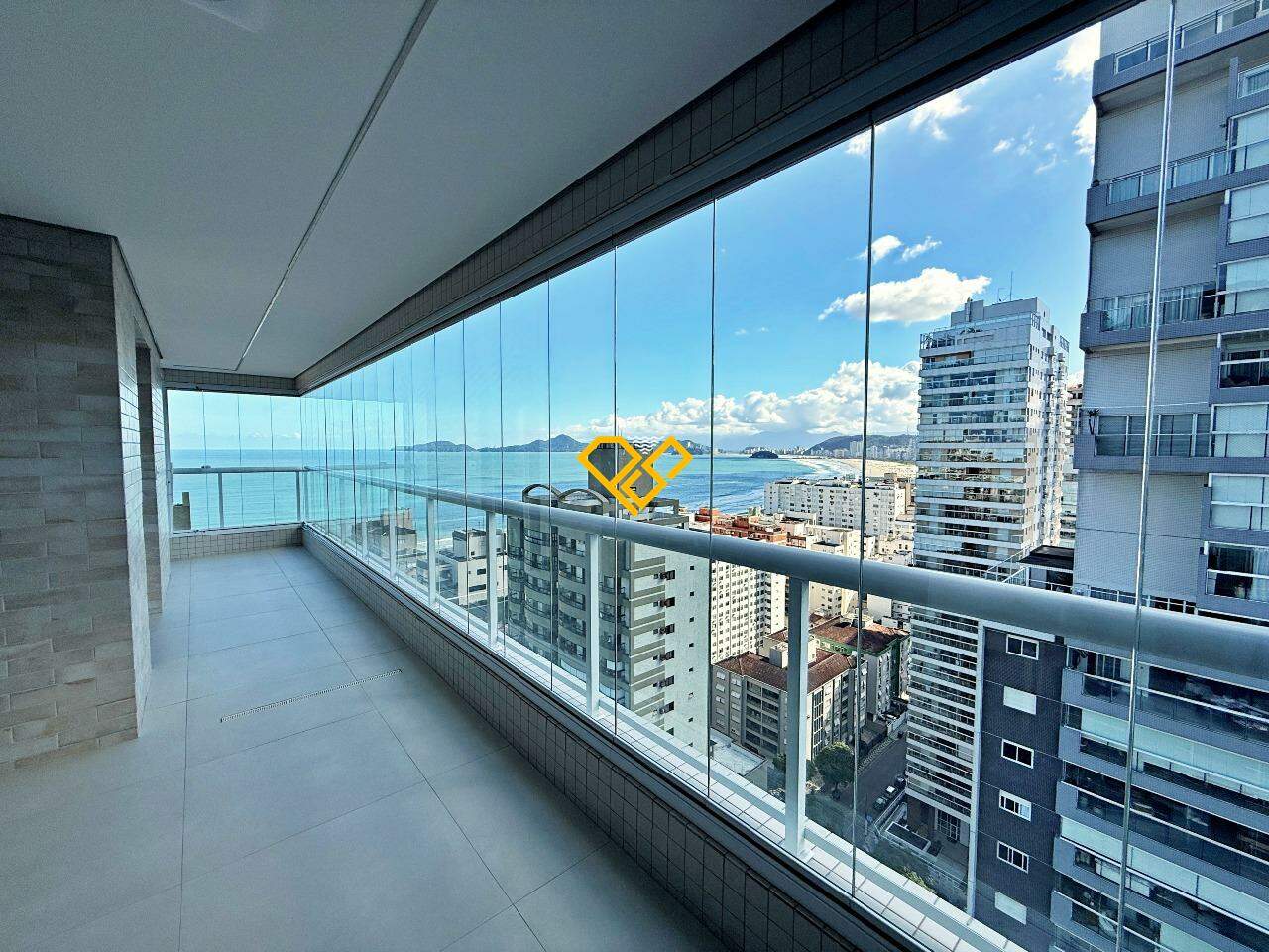 Apartamento para aluguel no Aparecida: Varanda