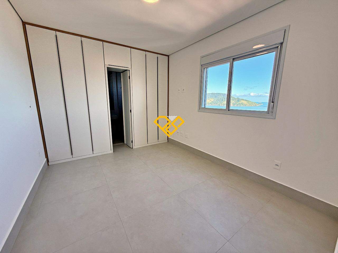 Apartamento para aluguel no Aparecida: Dormitório 1 - suíte