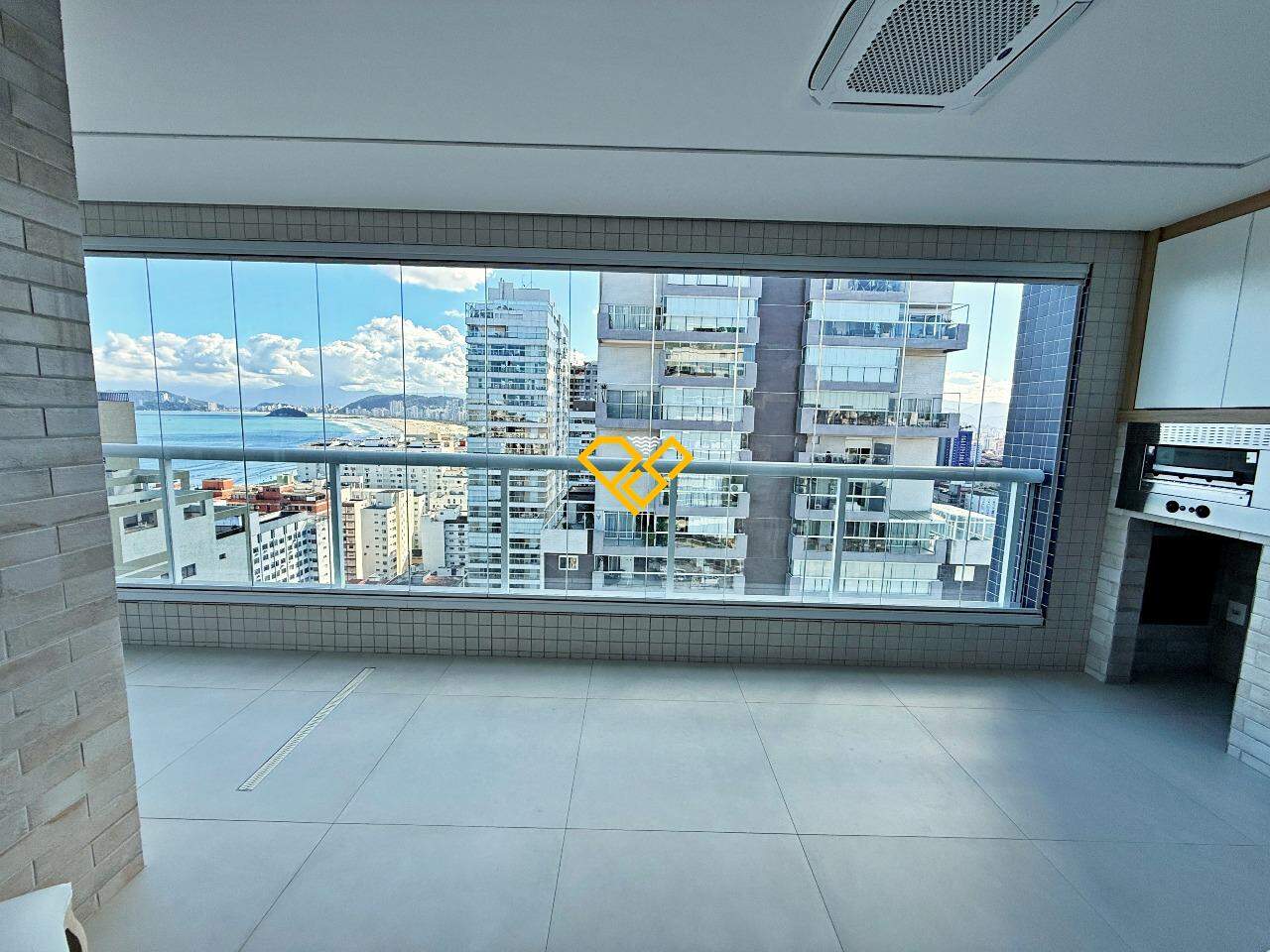 Apartamento para aluguel no Aparecida: Varanda