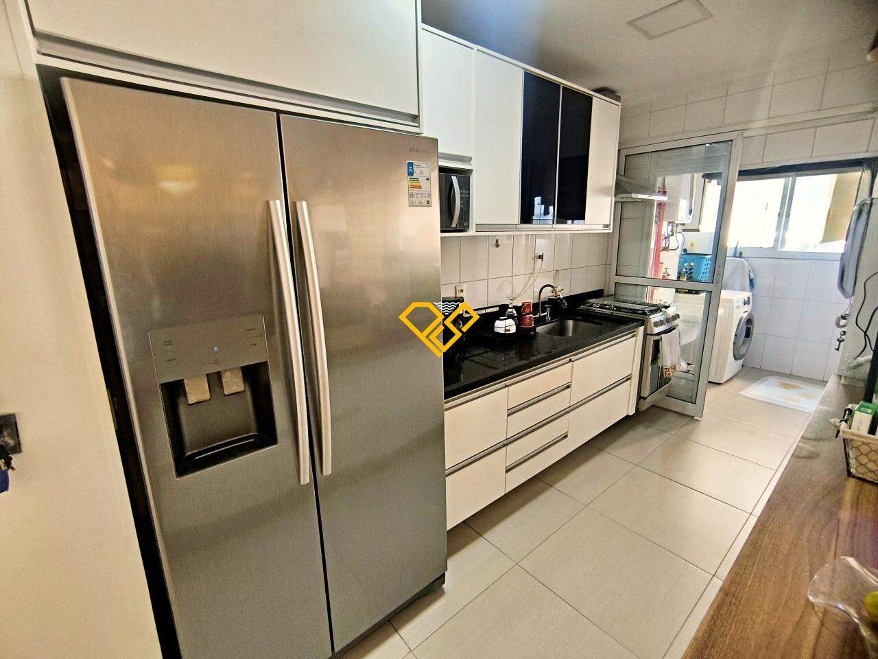 Apartamento à venda no Ponta da Praia: Cozinha