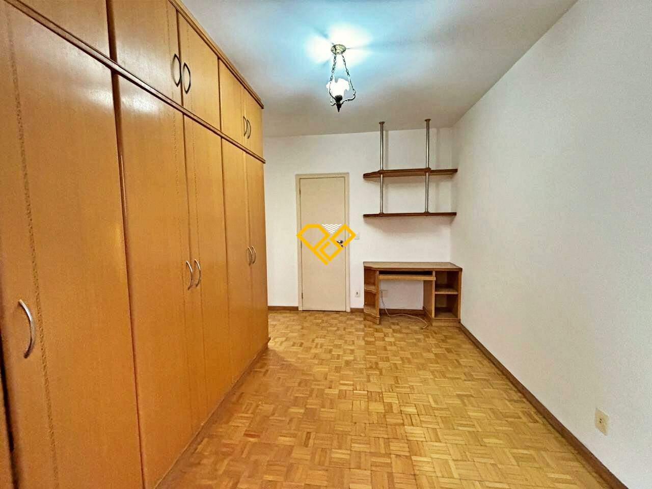 Apartamento à venda no Ponta da Praia: Suíte 3