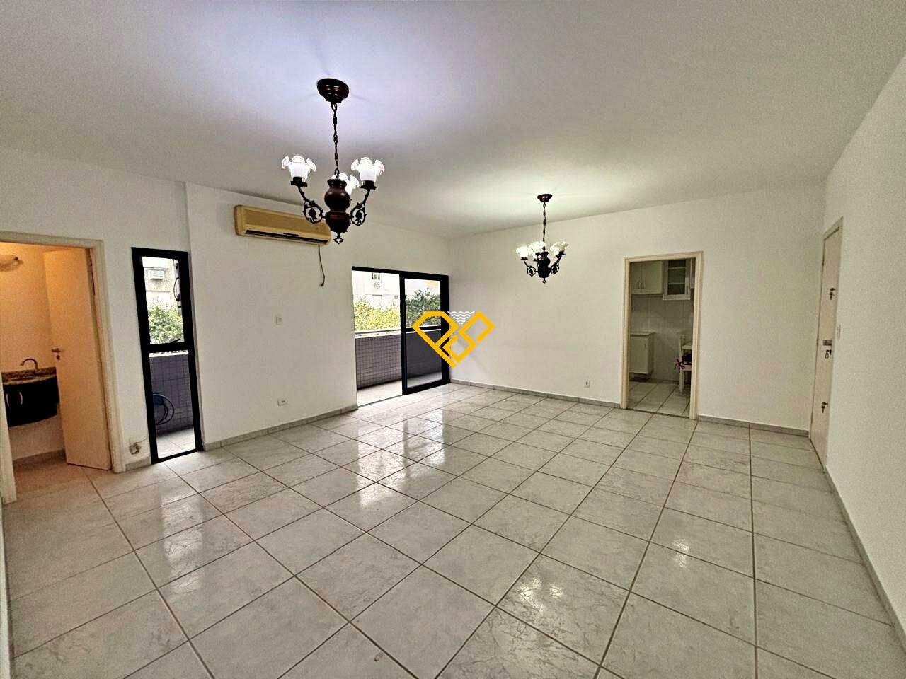Apartamento à venda no Ponta da Praia: Sala