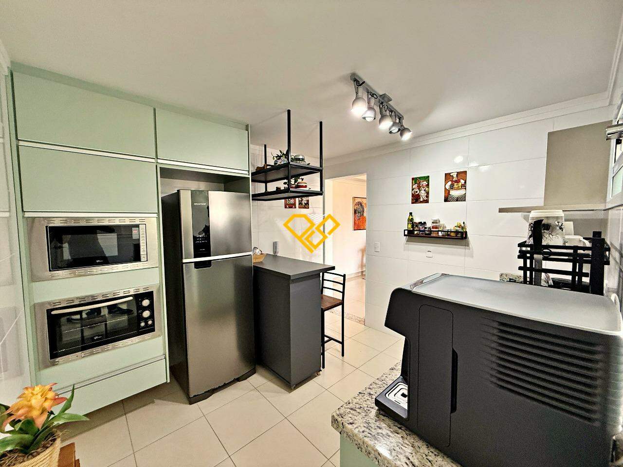 Apartamento à venda no Embaré: Cozinha