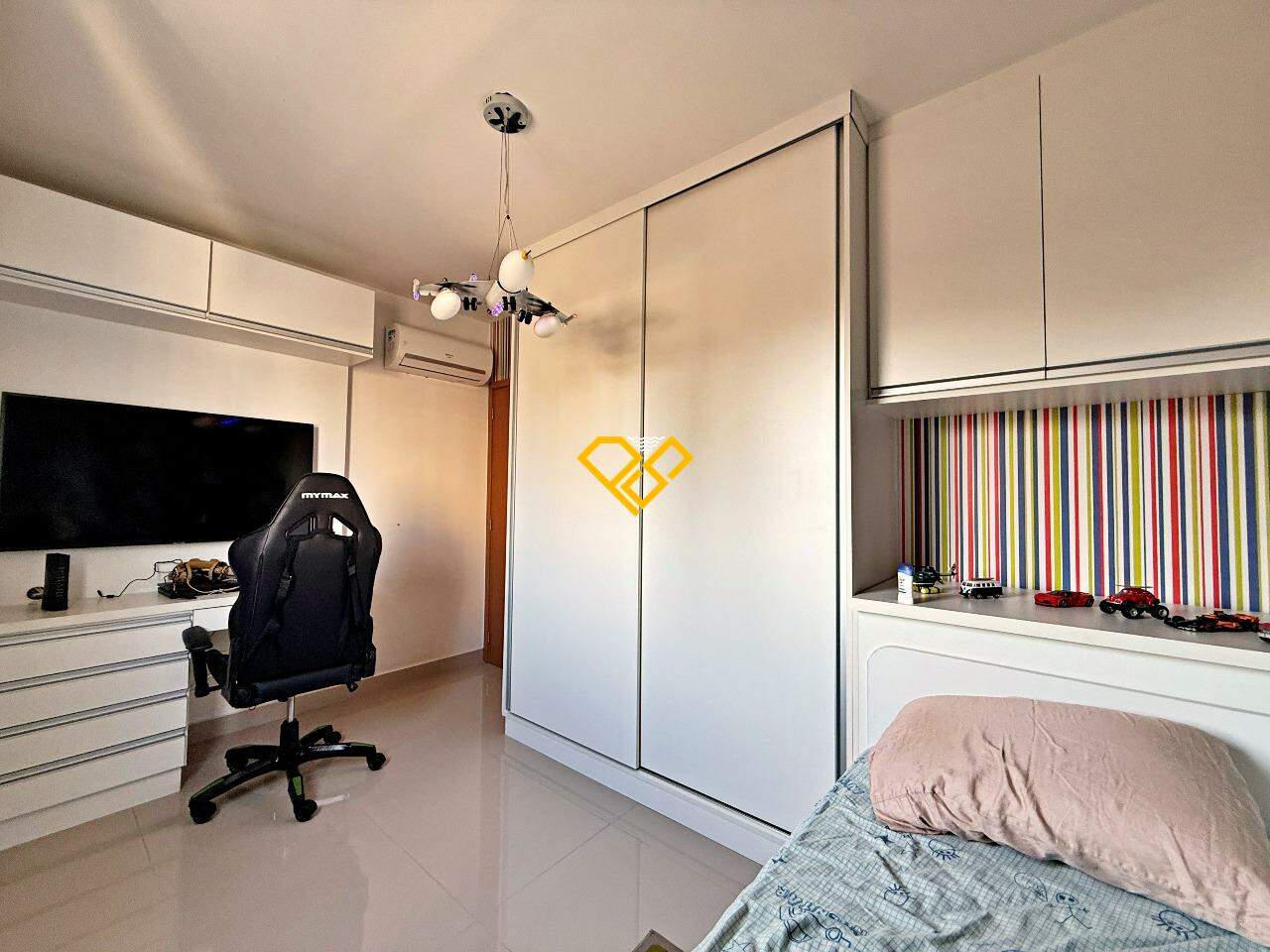 Apartamento à venda no Embaré: Dormitório 2
