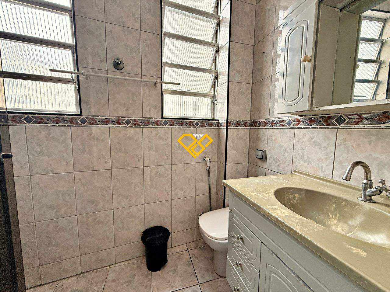 Apartamento para aluguel no Boqueirão: Wc social