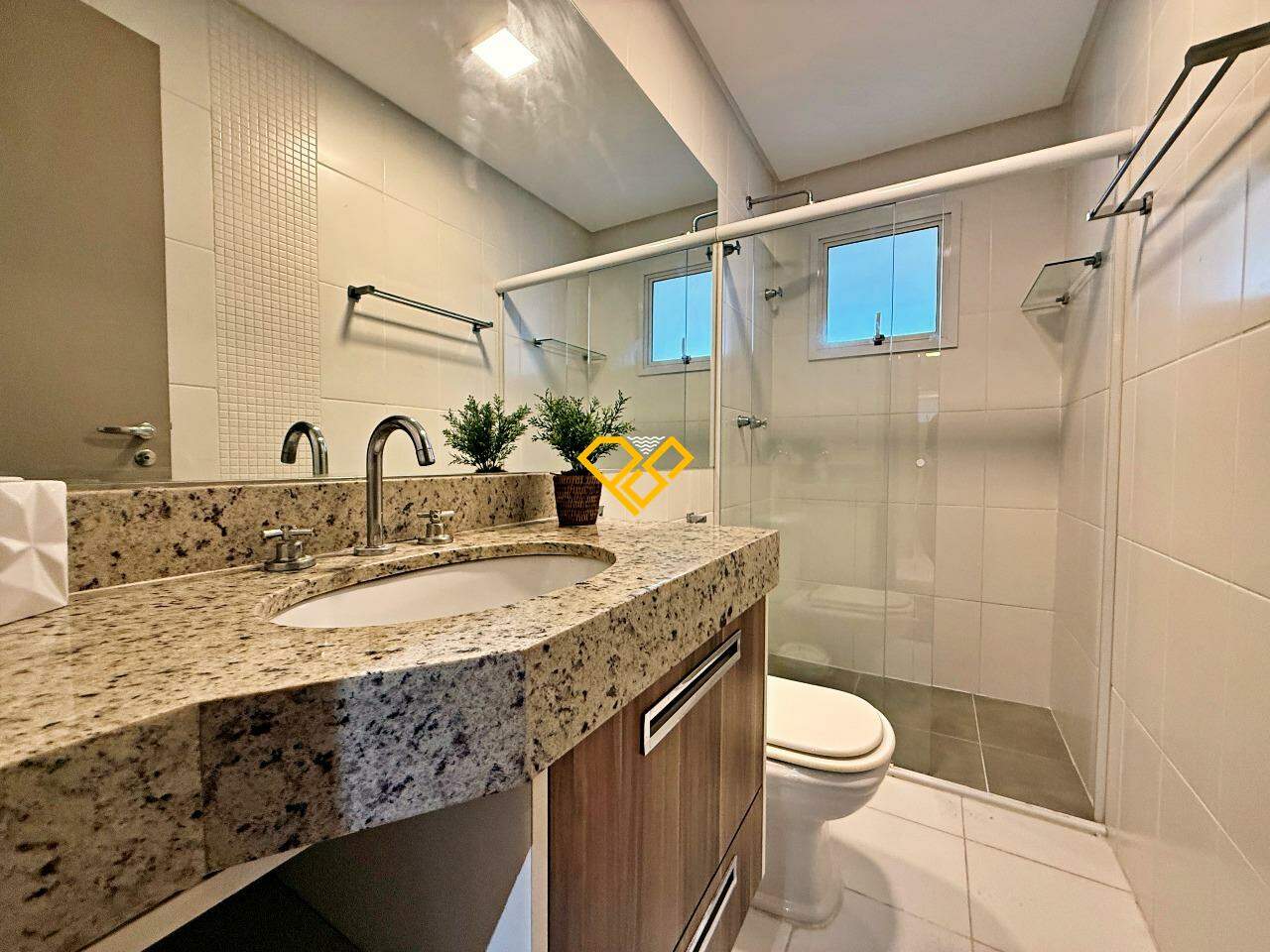 Apartamento à venda no Gonzaga: Wc suíte