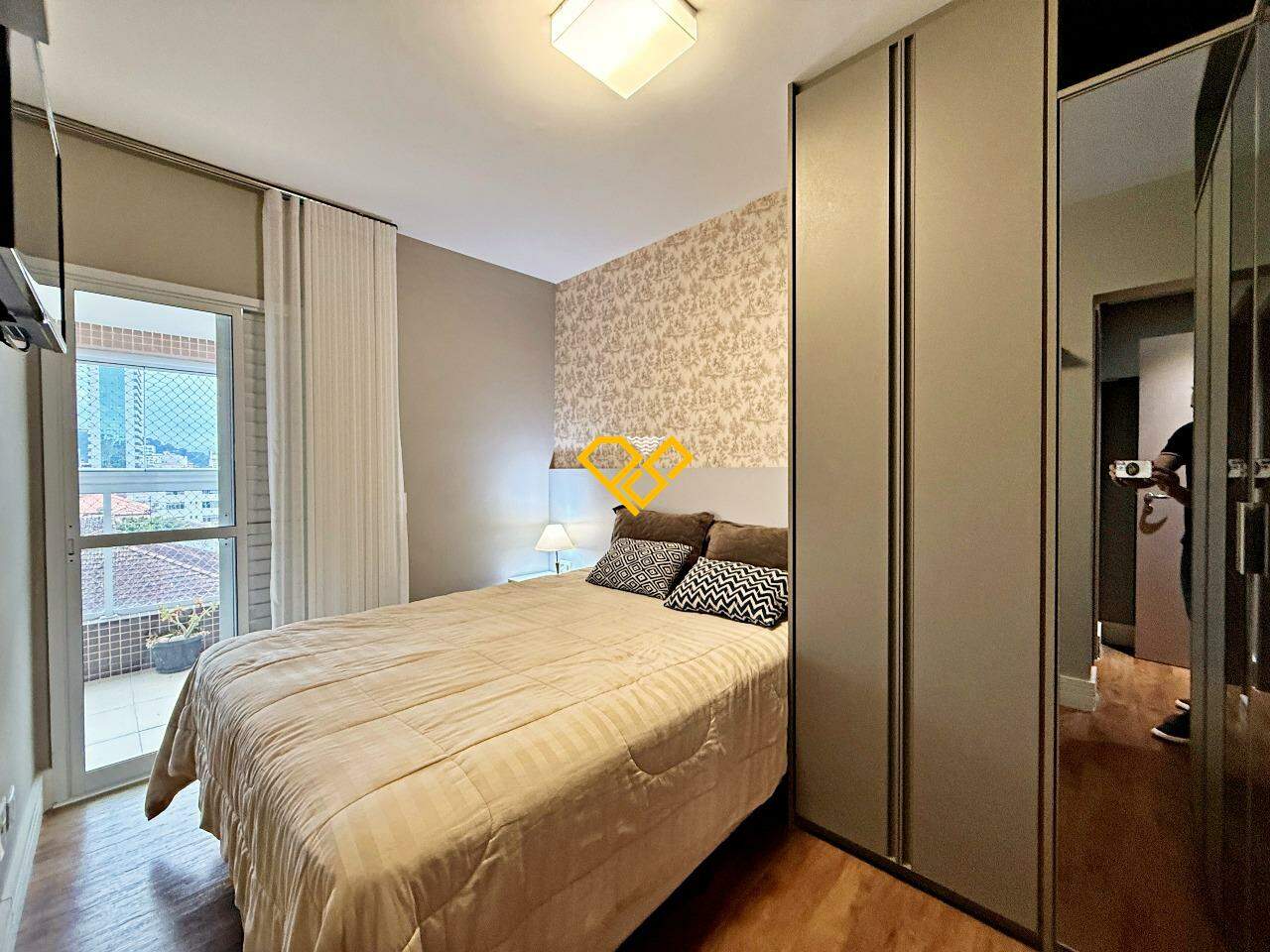 Apartamento à venda no Gonzaga: Dormitório 1 - suíte