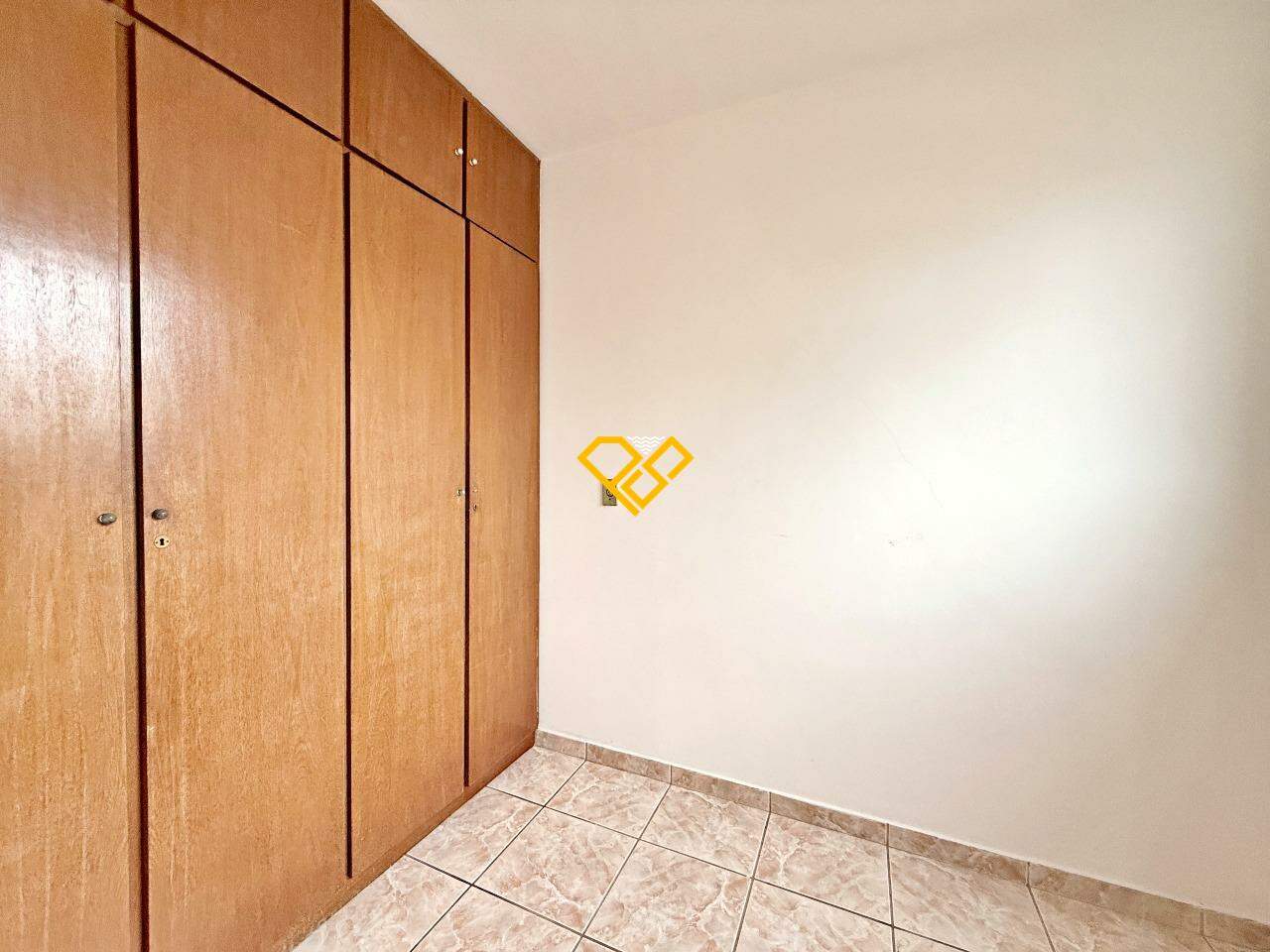 Apartamento à venda no Embaré: Dependência