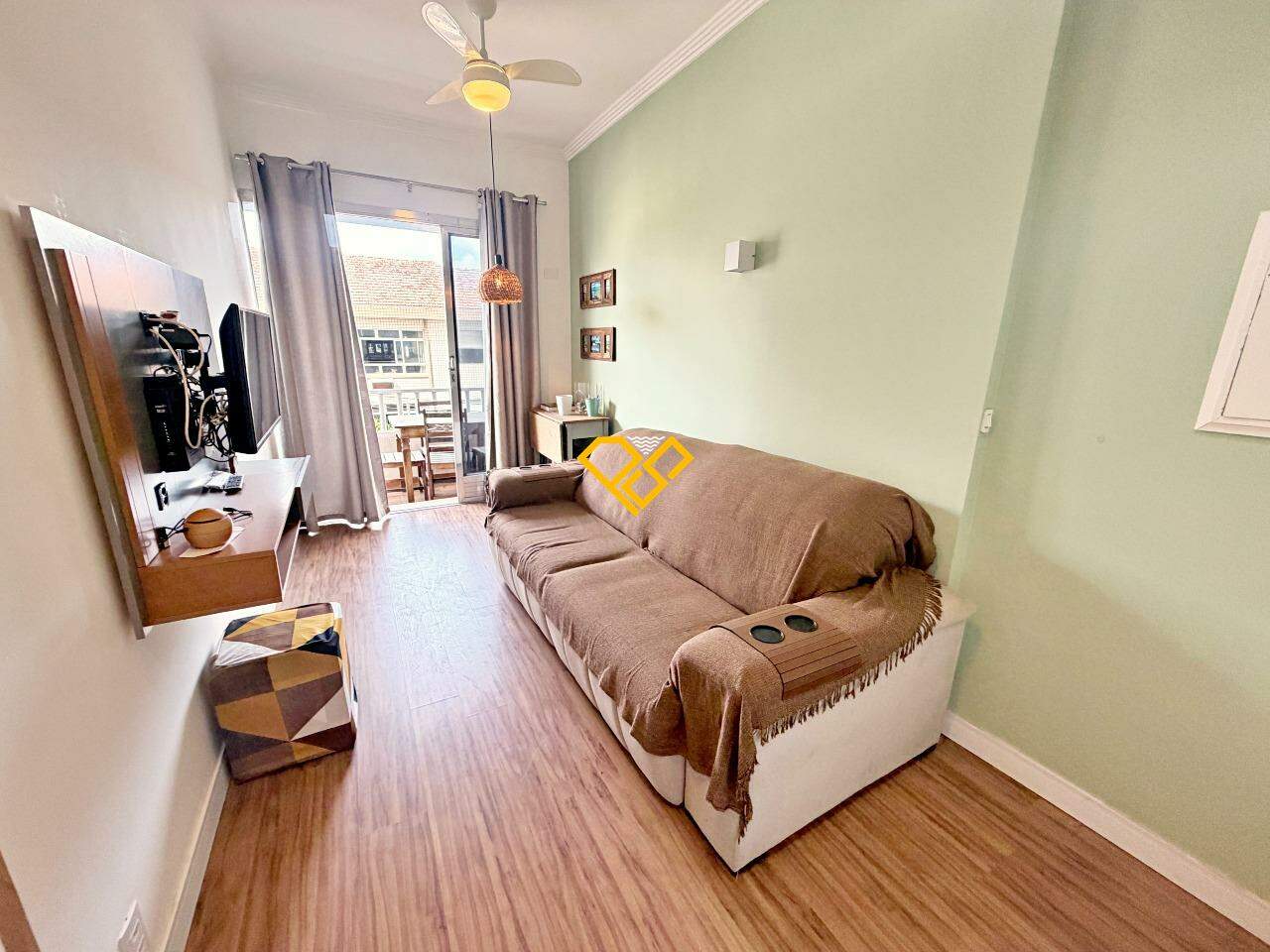Apartamento à venda no Ponta da Praia: Sala
